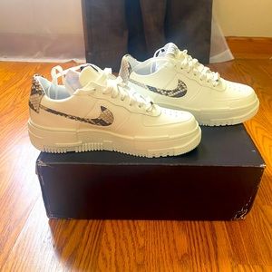 Brand new Nike Air Force 1 women’s size 7